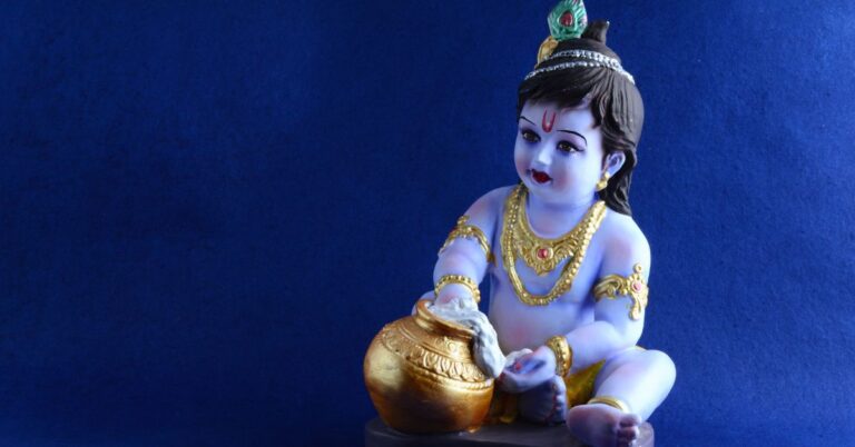 श्री कृष्णा गोविन्द हरे मुरारी भजन लिरिक्स (Shri Krishna Govind Hare Murari Bhajan Lyrics in Hindi)